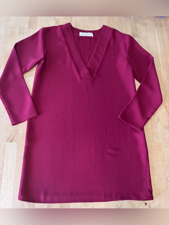 Amanda Uprichard Dresses & Skirts - Amanda Uprichard Fuchsia v neck tunic Dress